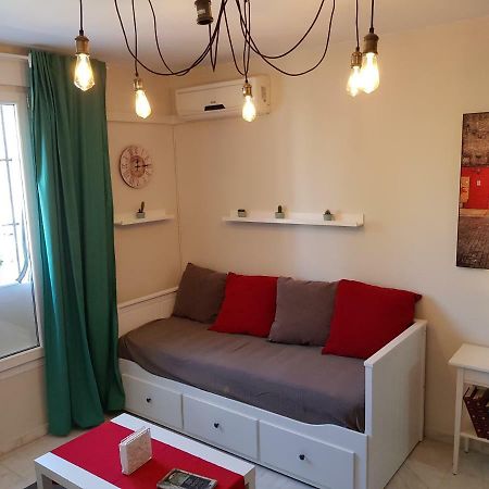 **** Genuar Apartments Malaga Center Екстериор снимка