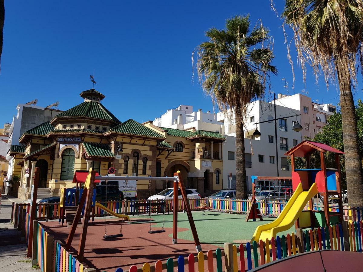 **** Genuar Apartments Malaga Center Екстериор снимка