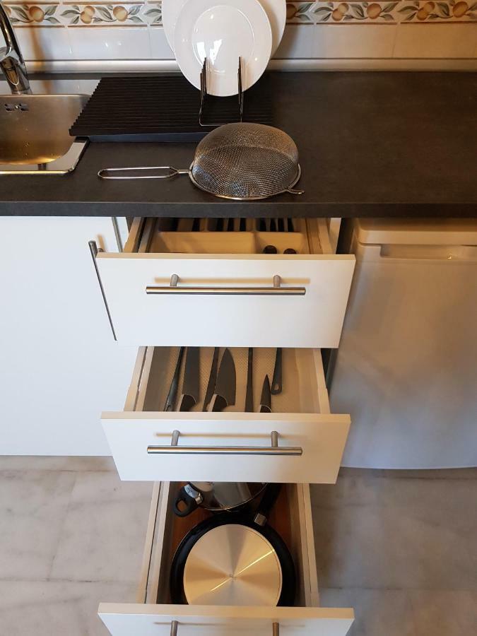 **** Genuar Apartments Malaga Center Екстериор снимка