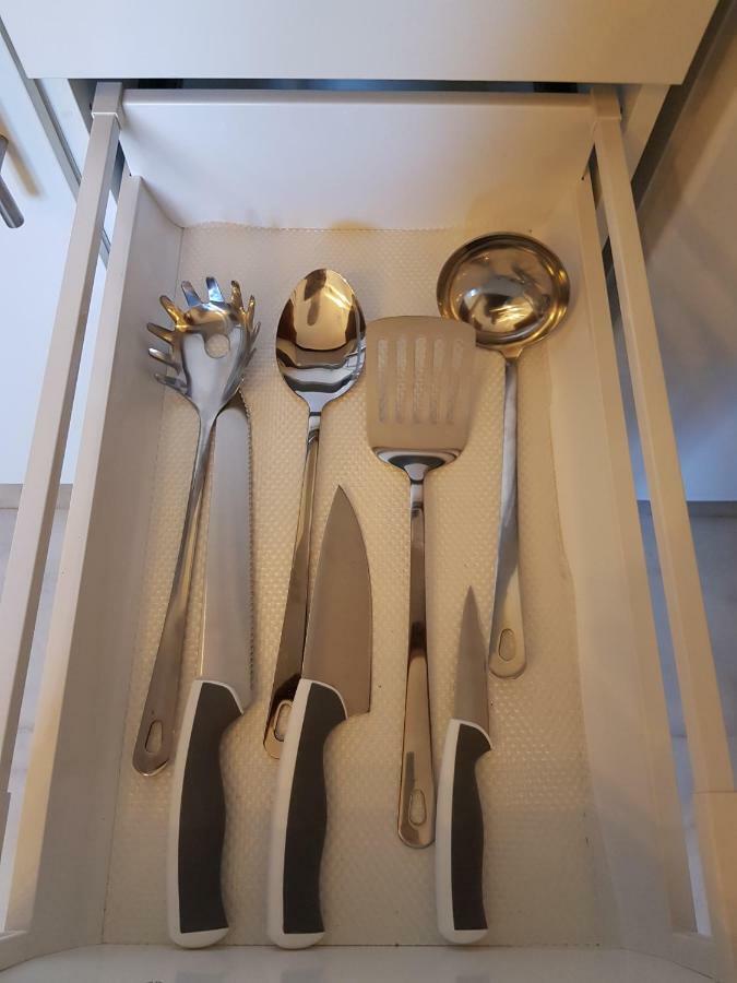 **** Genuar Apartments Malaga Center Екстериор снимка